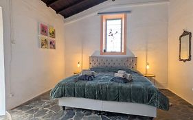 Casa Da Ponte Quiet Bed And Breakfast In Alentejo Wine Region